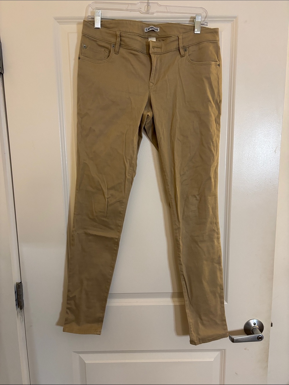 Express Skinny Jeans in Khaki